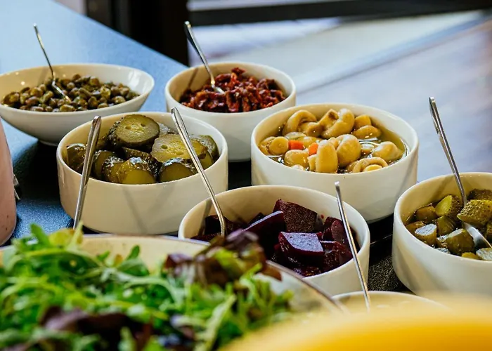 Hotel Paryski Art&business - Basen Jacuzzi Sauna Małpi Gaj