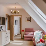 Hotel Paryski Art & Business - Basen Jacuzzi Sauna Malpi Gaj 4*
