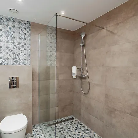 Paryski Art & Business - Basen Jacuzzi Sauna Malpi Gaj