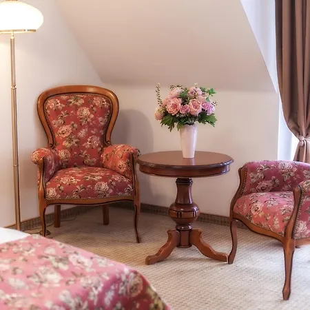 Paryski Art&business Hotel