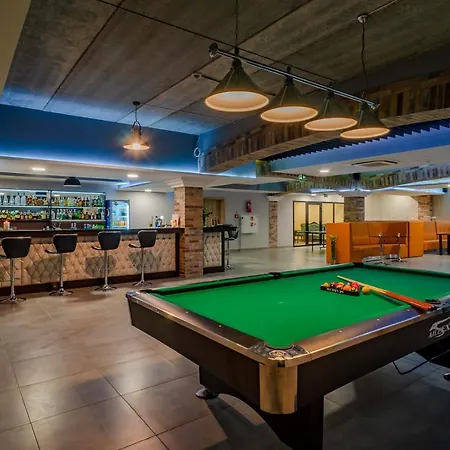 Hotel Paryski Art&business 4*