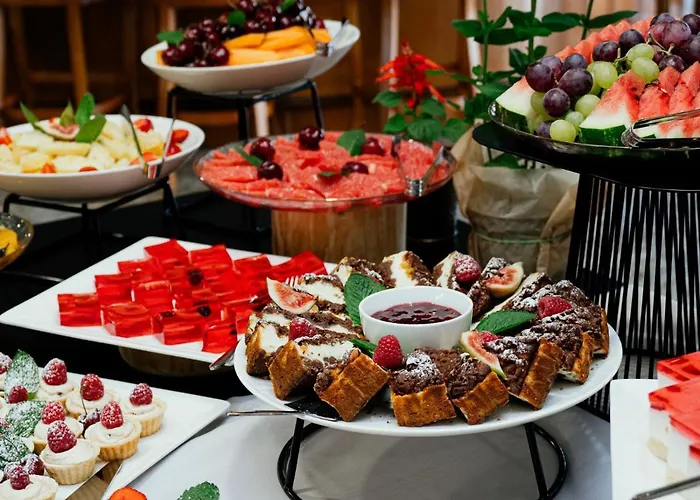 Paryski Art & Business - Basen Jacuzzi Sauna Malpi Gaj Hotel 4*